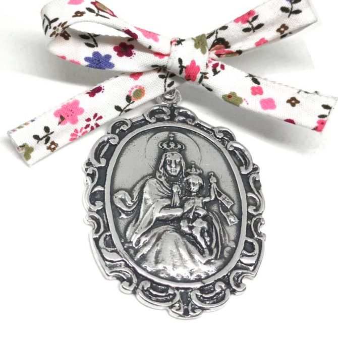 Medalla Virgen del Carmen antigua plata